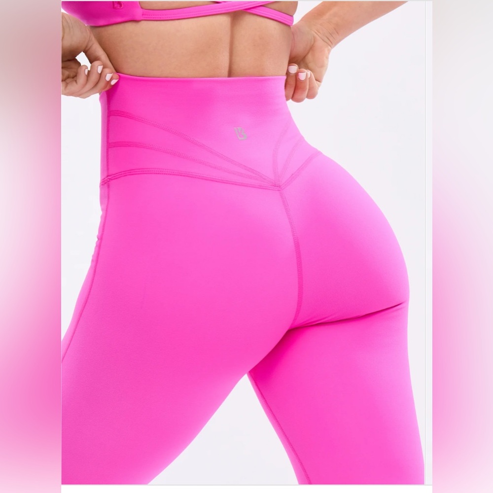 BuffBunny Legacy Leggings Pink. Size medium - Picture 2 of 7